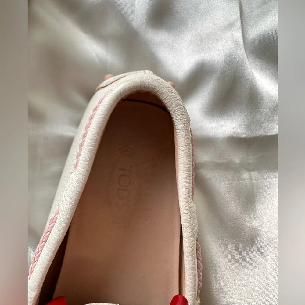 TOD’s Elegant White and Pink Women's Loafers